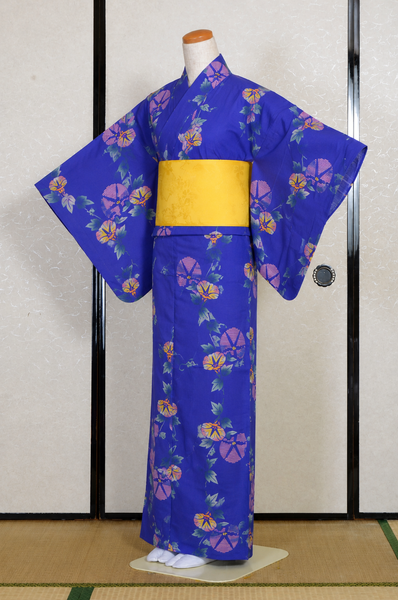 Archive Yukata – Traditional Pattern (Women / One of a Kind) W-AT #09