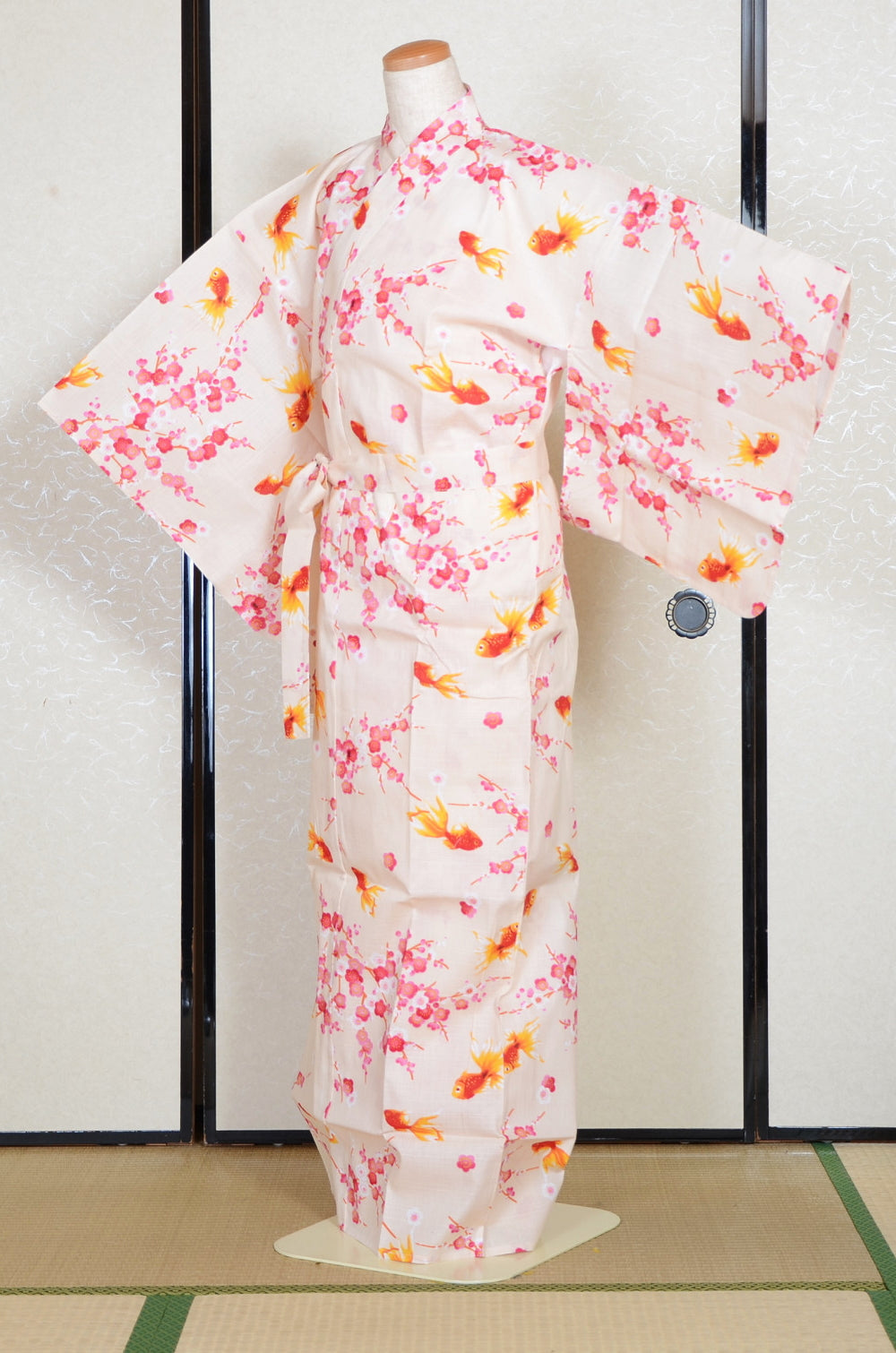 Yukata for indoor use / Gold fish :EM008-Ivory