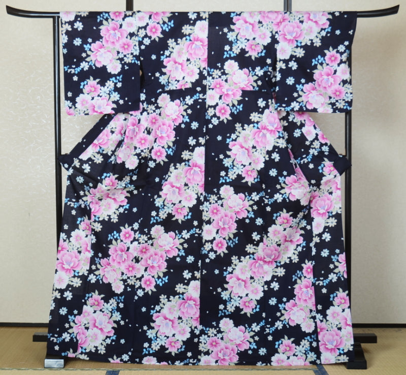 Japanese yukata kimono / D #064