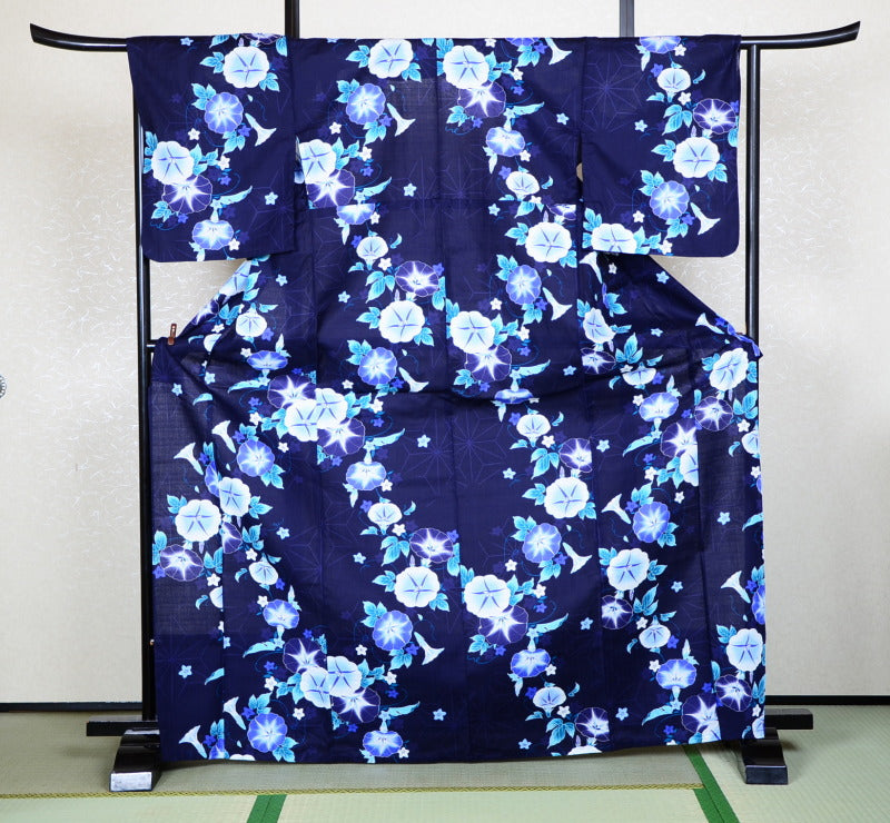 Japanese yukata kimono / D #122