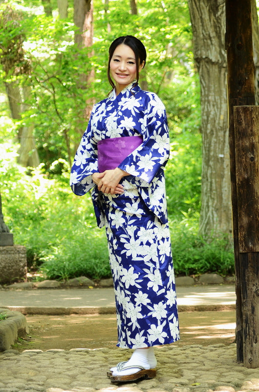 Japanese yukata kimono / D #090