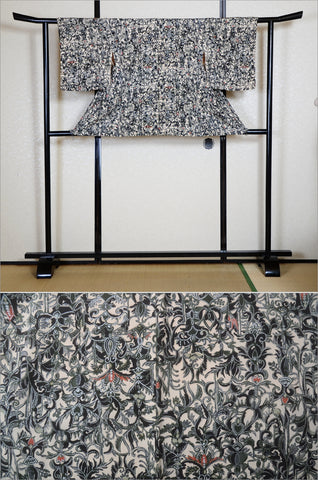 Haori. Japanese haori. haori for women. haori female. kimono jacket. haori jacket.