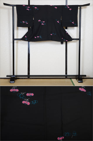 Haori. Japanese haori. haori for women. haori female. kimono jacket. haori jacket.
