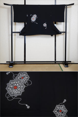 Haori. Japanese haori. haori for women. haori female. kimono jacket. haori jacket.