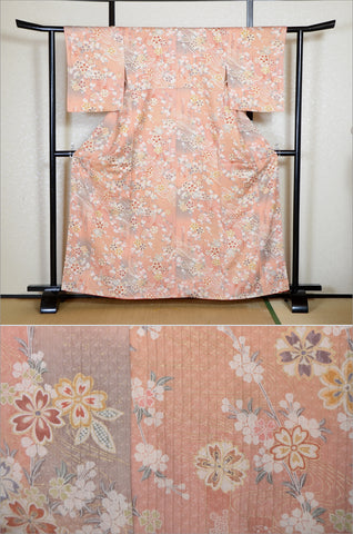 Japanese kimono. kimono for women. kimono female. komon kimono. muji kimono.tsumugi kimono.