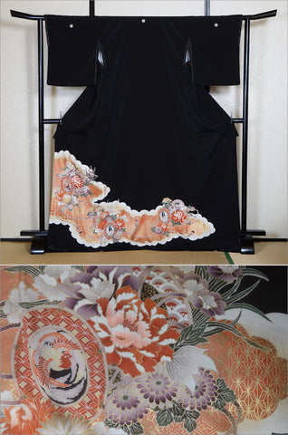 Japanese kimono. kimono for women. kimono female. black formal kimono. 