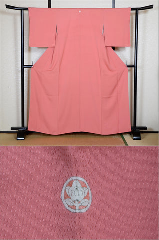 Japanese kimono. kimono for women. kimono female. komon kimono. muji kimono.tsumugi kimono.