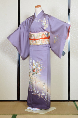 Japanese kimono. kimono for women. kimono female. houmongi kimono. tsukesage kimono.irotomesode. Japanese women obi belt. Tradiitonal obi. pre-tied obi. Obi age. Obi jime. kimono accessories.