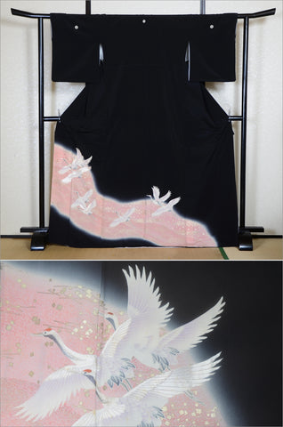 Japanese kimono. kimono for women. kimono female. black formal kimono. 