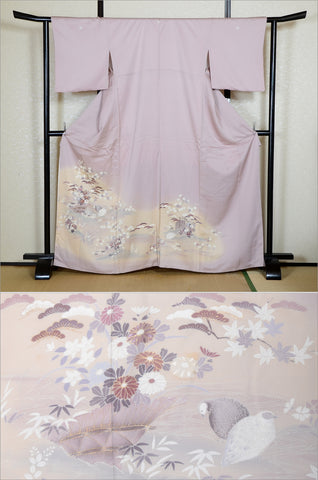 Japanese kimono. kimono for women. kimono female. houmongi kimono. tsukesage kimono.irotomesode.
