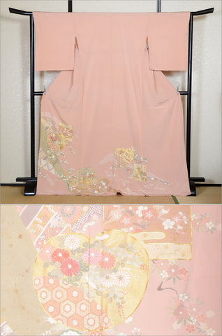 Japanese kimono. kimono for women. kimono female. houmongi kimono. tsukesage kimono.irotomesode.
