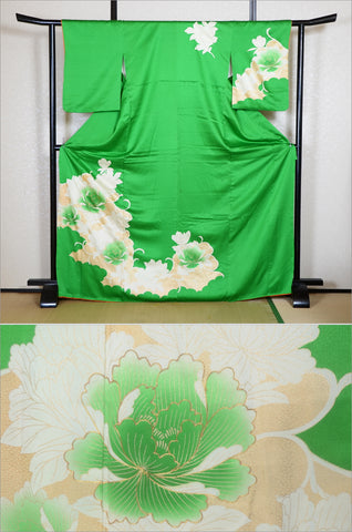 Japanese kimono. kimono for women. kimono female. houmongi kimono. tsukesage kimono.irotomesode.