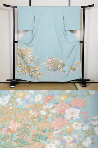 Japanese kimono. kimono for women. kimono female. houmongi kimono. tsukesage kimono.irotomesode.