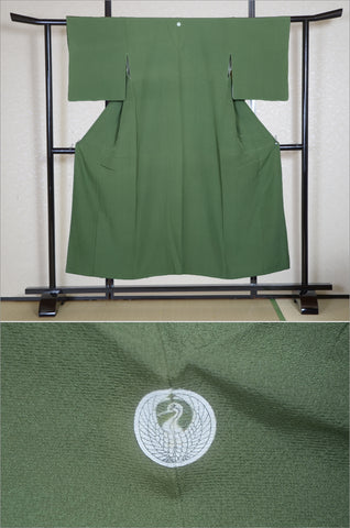 Japanese kimono. kimono for women. kimono female. komon kimono. muji kimono.tsumugi kimono.