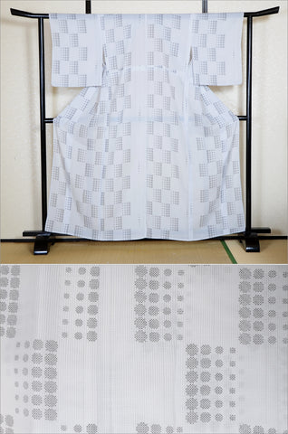 Japanese kimono. kimono for women. kimono female. komon kimono. muji kimono.summer kimono.