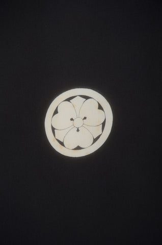 men kimono. Japanese kimono for men. montsuki hakama. kimono jacket hakama set. kimono and jacket and hakama.