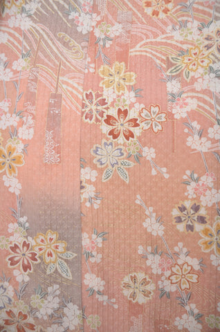 Japanese kimono. kimono for women. kimono female. komon kimono. muji kimono.tsumugi kimono.