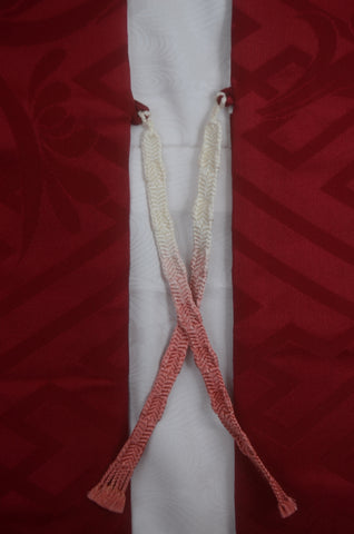 Japanese kimono. kimono for women. kimono female. komon kimono. muji kimono.tsumugi kimono.kimono jacket. haori jacket. Japanese women obi belt. hanhaba obi.