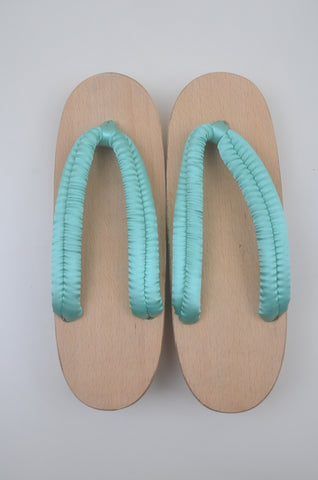 Zori sandals. kimono accessories.