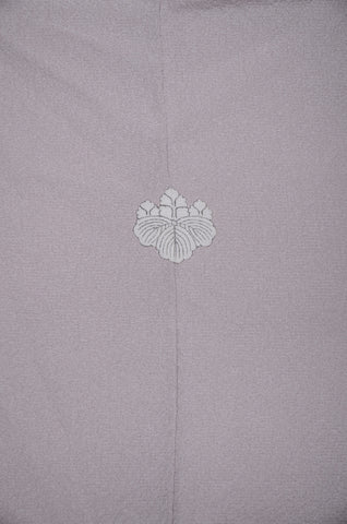 Japanese kimono. kimono for women. kimono female. houmongi kimono. tsukesage kimono.irotomesode.