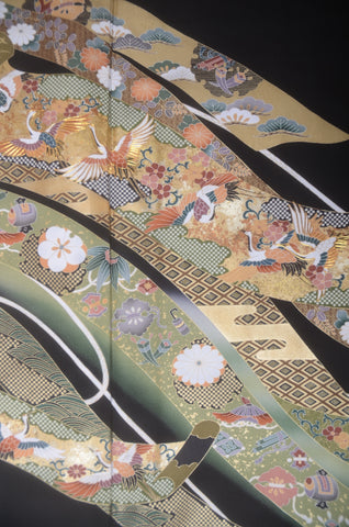 Japanese kimono. kimono for women. kimono female. black formal kimono. 