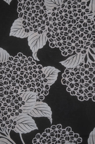 Women yukata. Japanese yukata. summer kimono. yukata for women. female yukata. yukata with traditional patterns.