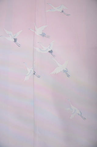 Japanese kimono. kimono for women. kimono female. houmongi kimono. tsukesage kimono.irotomesode.