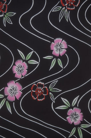 Archive Yukata – Traditional Pattern (Women / One of a Kind) W-AT #40