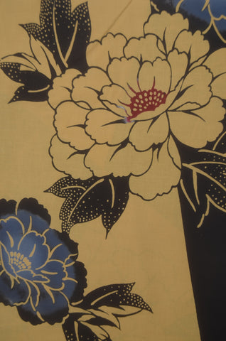 Archive Yukata – Traditional Pattern (Women / One of a Kind) W-AT #55