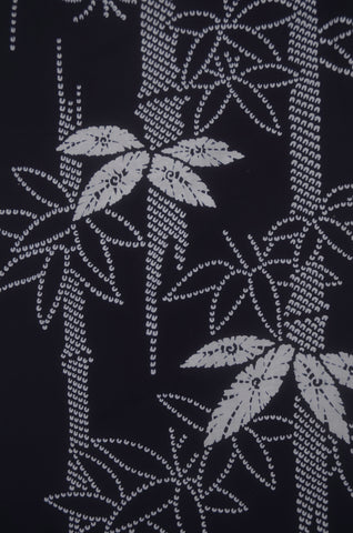 Archive Yukata – Traditional Pattern (Women / One of a Kind) W-AT #68