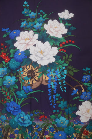 Furisode kimono. Long sleeved kimono. Japanese kimono. Japanese women obi belt. Tradiitonal obi. pre-tied obi. Obi age. Obi jime. kimono accessories.