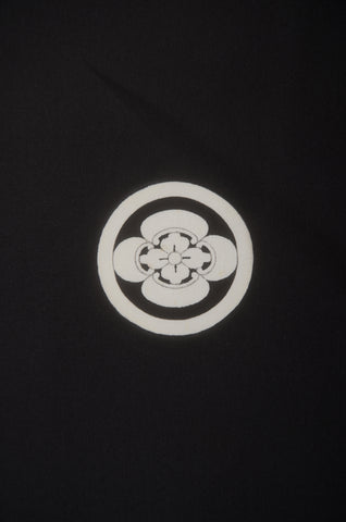 men kimono. Japanese kimono for men. montsuki hakama. kimono hakama set. kimono and hakama.