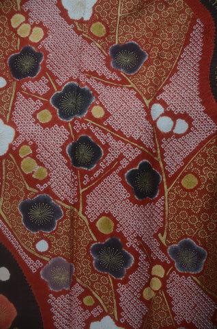 Furisode kimono. Long sleeved kimono. Japanese kimono. Japanese women obi belt. Tradiitonal obi. pre-tied obi. Obi age. Obi jime. kimono accessories.