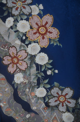 Furisode kimono. Long sleeved kimono. Japanese kimono. Japanese women obi belt. Tradiitonal obi. pre-tied obi. Obi age. Obi jime. kimono accessories.