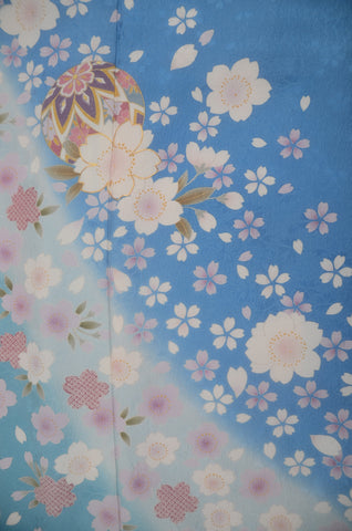 Furisode kimono. Long sleeved kimono. Japanese kimono. Japanese women obi belt. Tradiitonal obi. pre-tied obi. Obi age. Obi jime. kimono accessories.