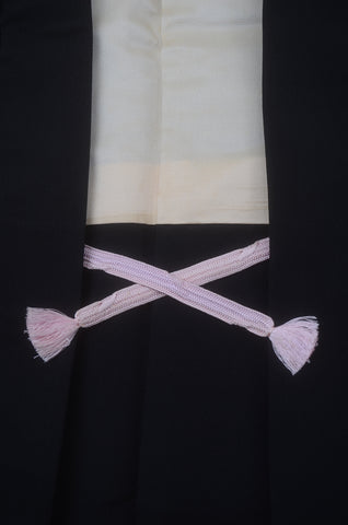 Haori. Japanese haori. haori for women. haori female. kimono jacket. haori jacket.