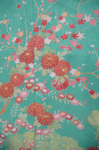 Furisode kimono. Long sleeved kimono. Japanese kimono. Japanese women obi belt. Tradiitonal obi. pre-tied obi. Obi age. Obi jime. kimono accessories.