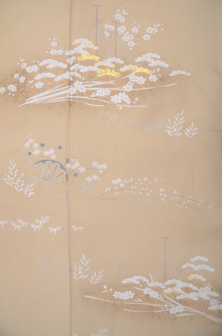 Japanese kimono. kimono for women. kimono female. houmongi kimono. tsukesage kimono.irotomesode. Japanese women obi belt. Tradiitonal obi. pre-tied obi. Obi age. Obi jime. kimono accessories.