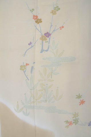 Japanese kimono. kimono for women. kimono female. houmongi kimono. tsukesage kimono.irotomesode. Japanese women obi belt. Tradiitonal obi. pre-tied obi. Obi age. Obi jime. kimono accessories.