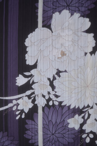 Archive Yukata – Traditional Pattern (Women / One of a Kind) W-AT #131