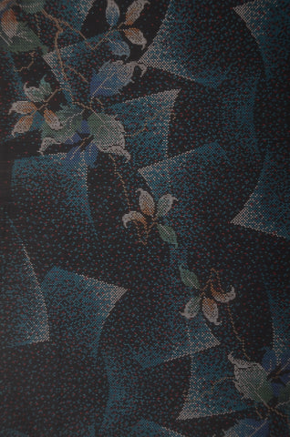 Japanese kimono. kimono for women. kimono female. komon kimono. muji kimono.tsumugi kimono.