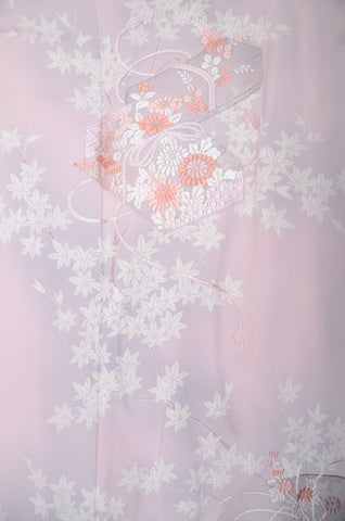 Japanese kimono. kimono for women. kimono female. houmongi kimono. tsukesage kimono.irotomesode.