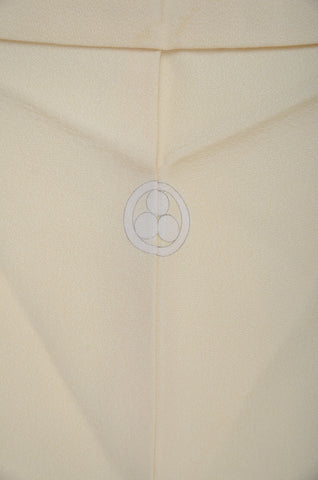 Japanese kimono. kimono for women. kimono female. houmongi kimono. tsukesage kimono.irotomesode.