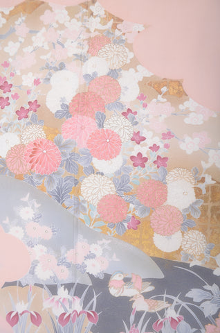 Japanese kimono. kimono for women. kimono female. houmongi kimono. tsukesage kimono.