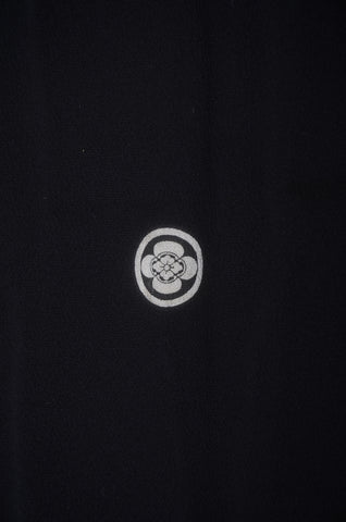Japanese kimono. kimono for women. kimono female. black formal kimono. 