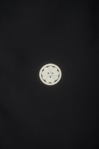 Japanese kimono. kimono for women. kimono female. black formal kimono. 