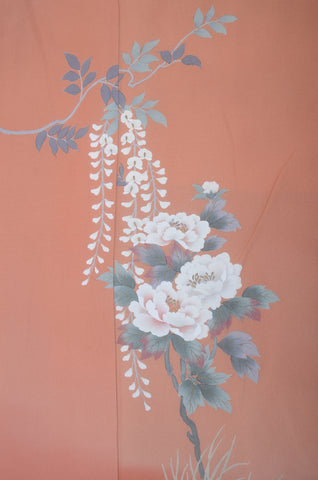 Japanese kimono. kimono for women. kimono female. houmongi kimono. tsukesage kimono.