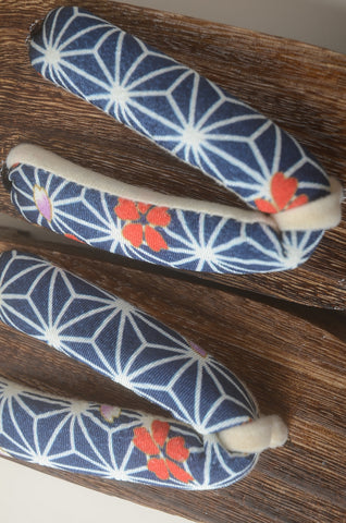 Kids  geta sandals.kimono accessories.