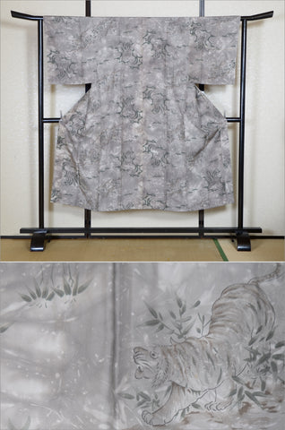 Men kimono undergarment. Men kimono underwear.