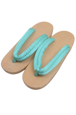 Zori sandals. kimono accessories.